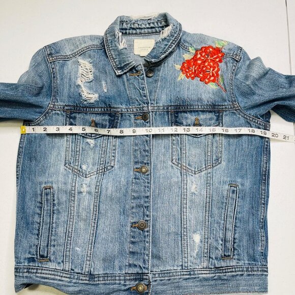 American Eagle Denim Trucker Jacket Size S Distress Embroidered Floral Cotton - Picture 10 of 12